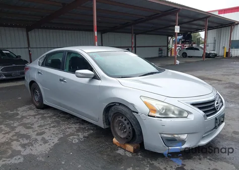 2013 Nissan Altima 2.5 S z USA, uszkodzony, nr VIN 1N4AL3AP9DC103176